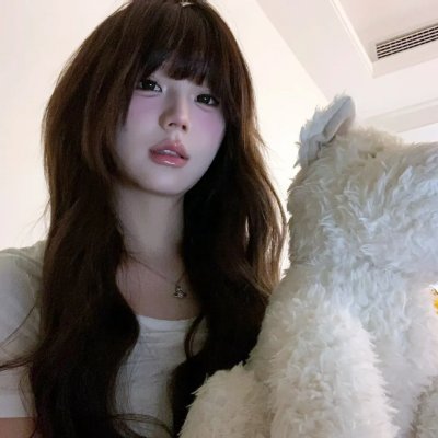 她来自代码深处